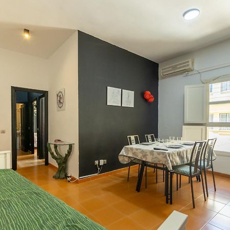 Conde Center Premium Suites, Free Parking Sevilla Eksteriør bilde