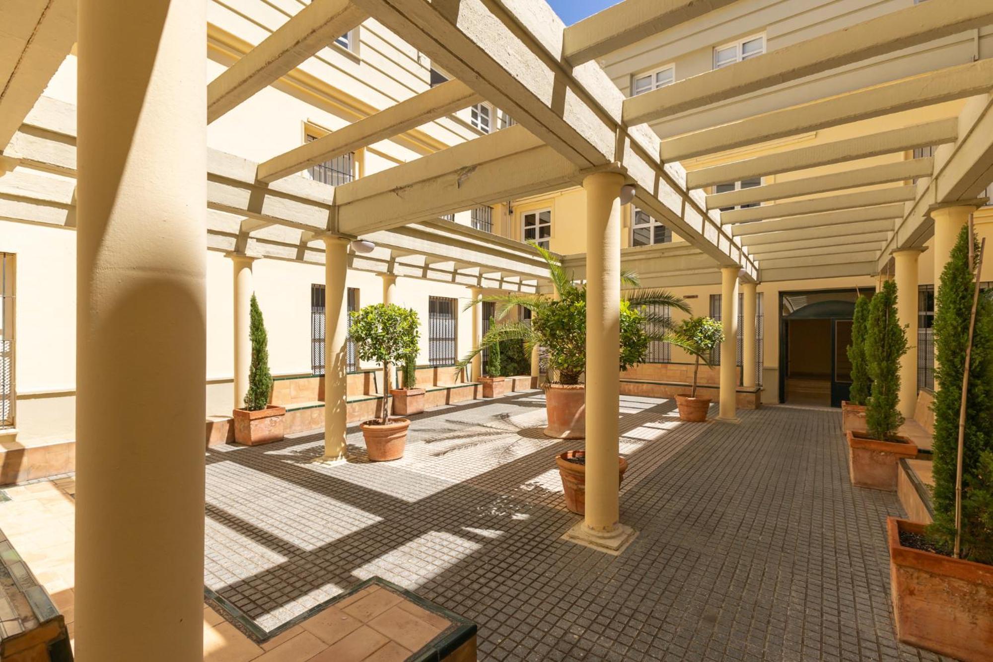 Conde Center Premium Suites, Free Parking Sevilla Eksteriør bilde
